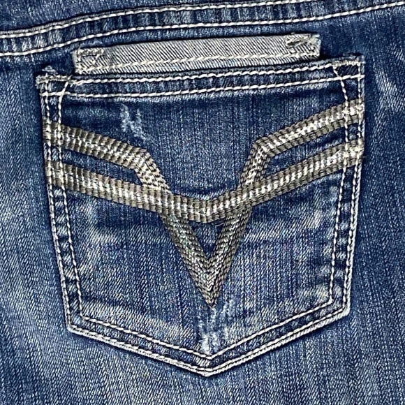 Vigoss Destroyed Cuffed Capri Jeans Sz.‎ 7 Juniors - Picture 6 of 12